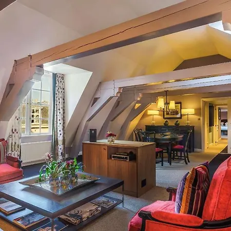 Canal House At Sofitel Legend The Grand Aparthotel