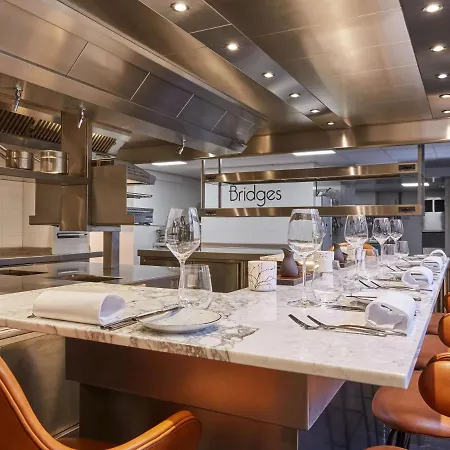 Canal House At Sofitel Legend The Grand מלון דירות