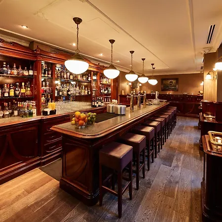 Canal House At Sofitel Legend The Grand מלון דירות