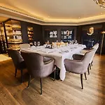 Aparthotel Canal House At Sofitel Legend The Grand