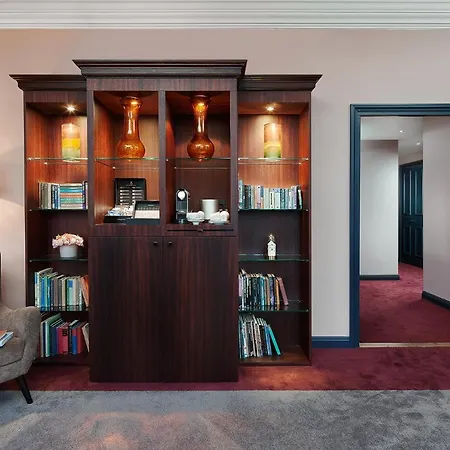 Aparthotel Canal House At Sofitel Legend The Grand