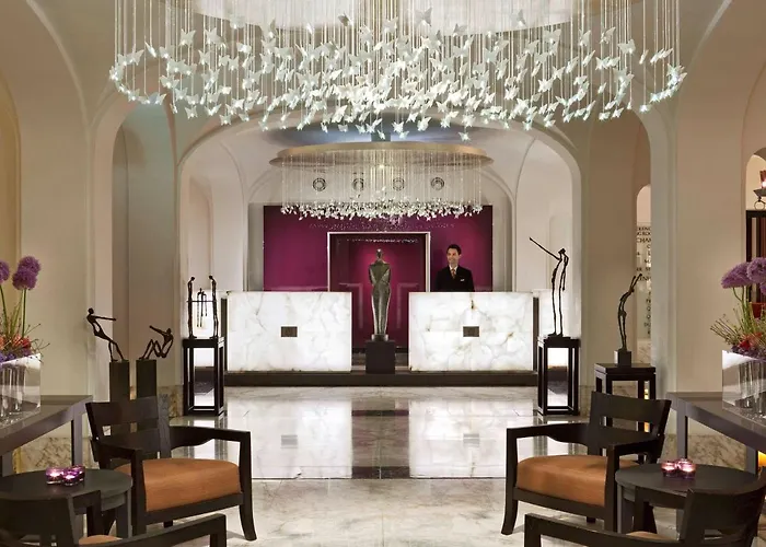 Canal House At Sofitel Legend The Grand 5*