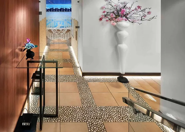 Canal House At Sofitel Legend The Grand