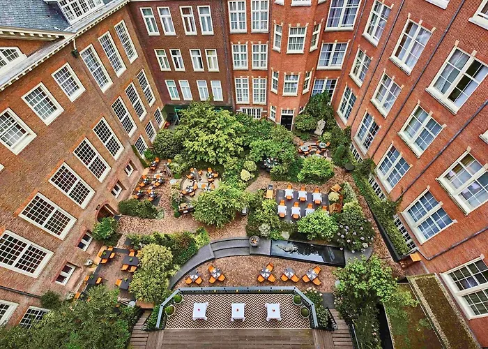 Canal House At Sofitel Legend The Grand