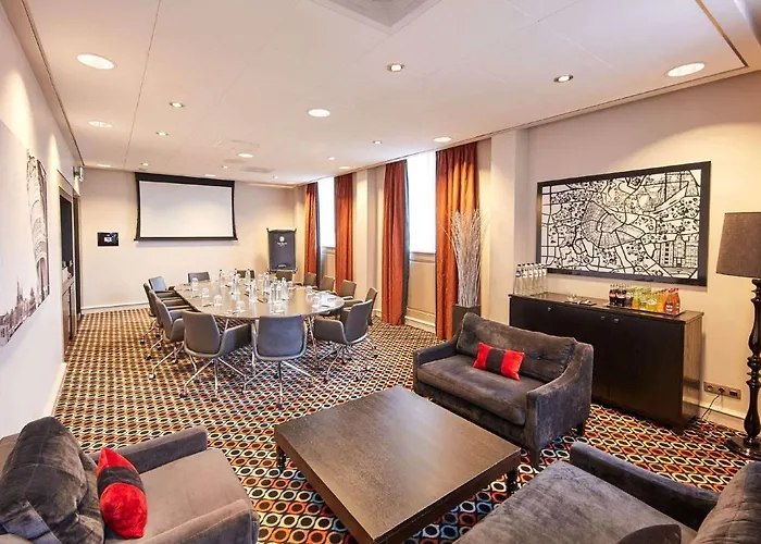 Canal House At Sofitel Legend The Grand 5*