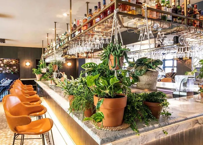 Aparthotel Canal House At Sofitel Legend The Grand