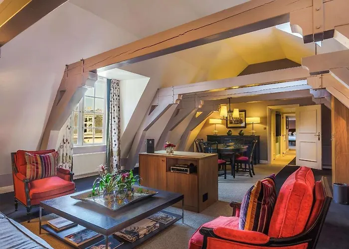 Canal House At Sofitel Legend The Grand Aparthotel