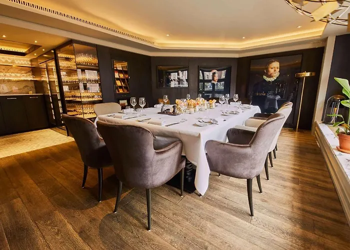 Aparthotel Canal House At Sofitel Legend The Grand