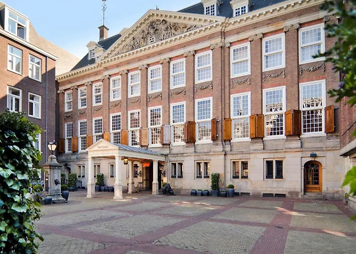 Canal House At Sofitel Legend The Grand Aparthotel