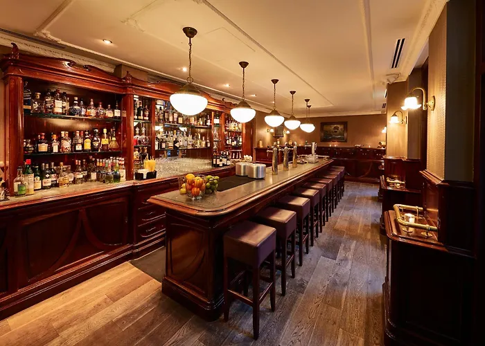 Canal House At Sofitel Legend The Grand Aparthotel