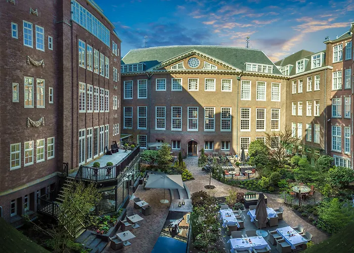 Canal House At Sofitel Legend The Grand Aparthotel