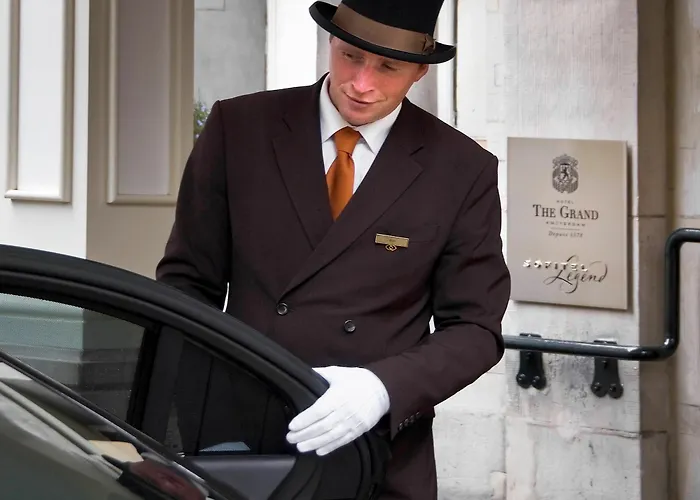 Canal House At Sofitel Legend The Grand